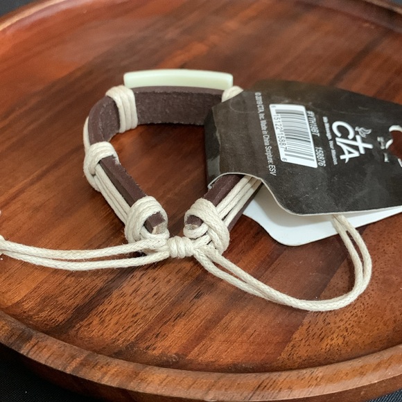 NWT CTA brown and white "Trust" adjustable bracelet - Picture 4 of 5